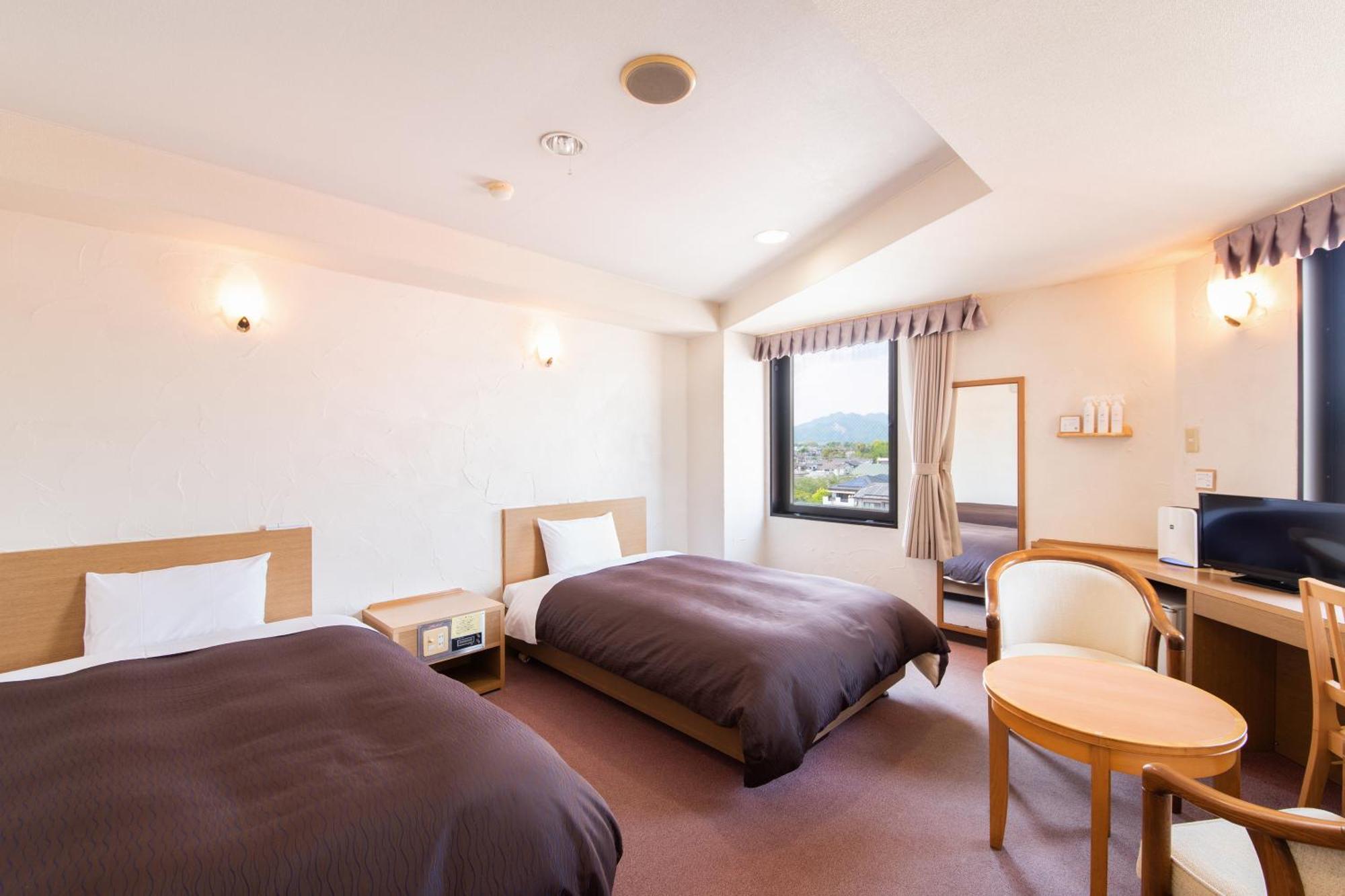 Hotel Primrose Saito Exterior photo